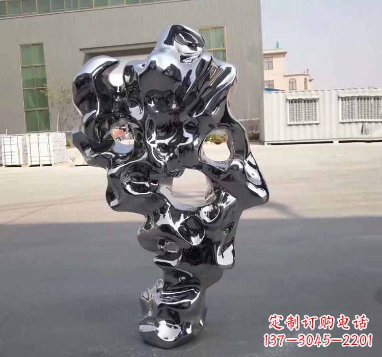 内江太湖石雕塑精美的艺术瑰宝