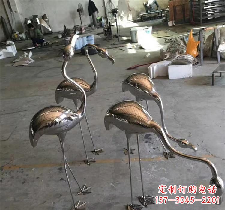 内江不锈钢火烈鸟雕塑给家园带来灿烂的光芒