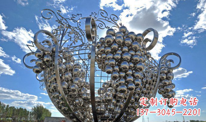 内江不锈钢葡萄雕塑精致美观、经久耐用