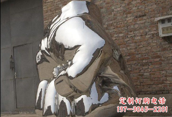 内江不锈钢拳头雕塑