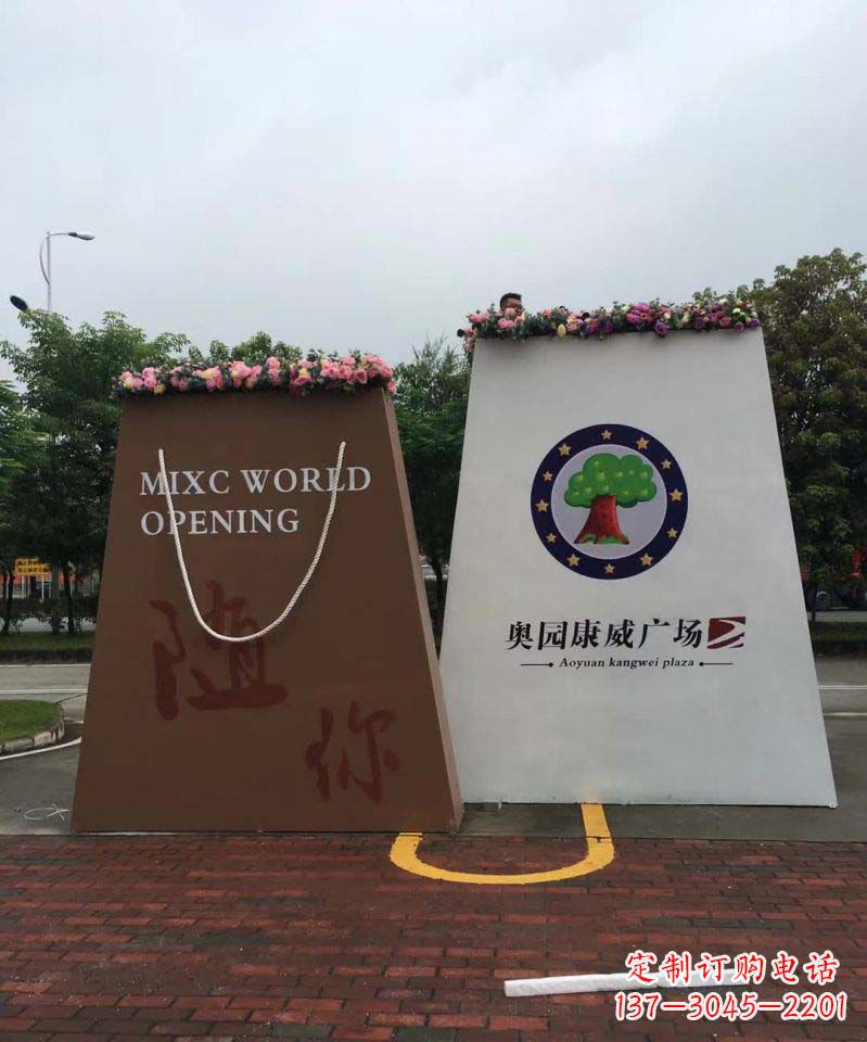 内江不锈钢购物袋雕塑给城市景观带来新的灵感