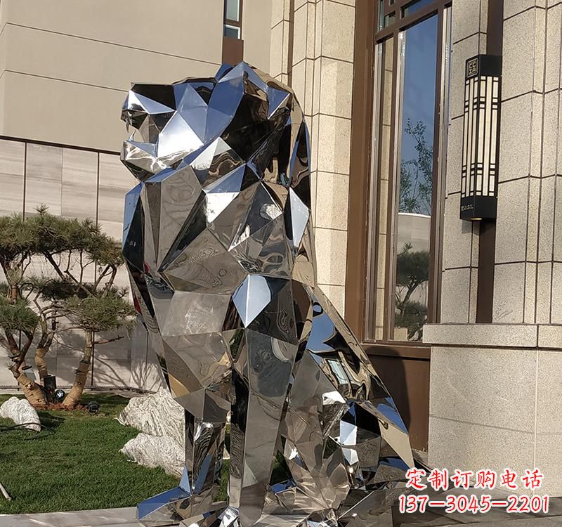 内江不锈钢狮子雕塑精美而又富有艺术感