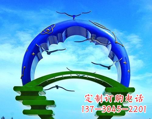 内江海洋书籍雕塑——记忆中的校园美景