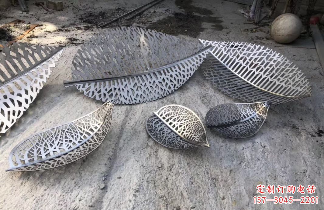 内江优雅的不锈钢树叶雕塑