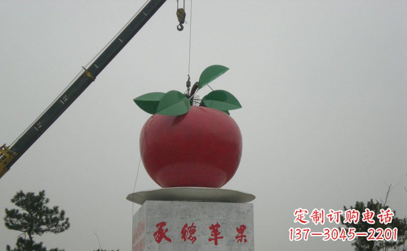 内江不锈钢苹果雕塑艺术与美学的完美结合