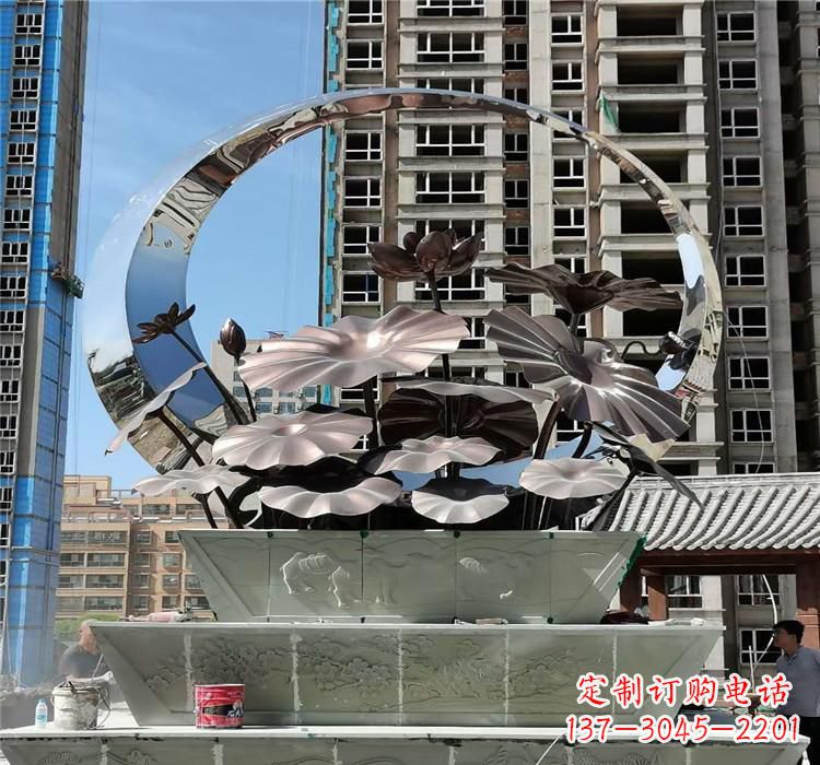 内江不锈钢荷花雕塑把宁静的自然融入城市