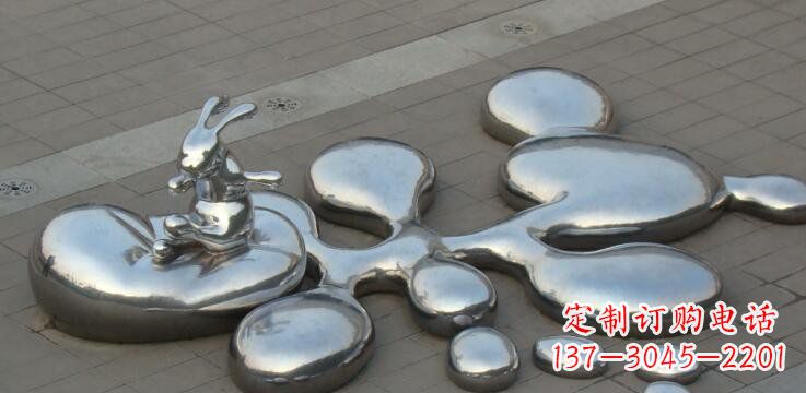 内江不锈钢兔子雕塑景观的美丽添彩