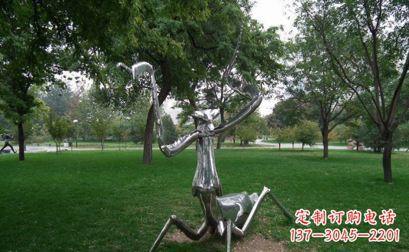 内江不锈钢螳螂古朴雅致的雕塑