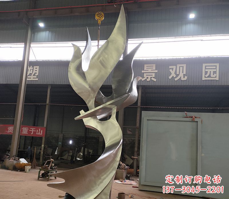 内江不锈钢天鹅雕塑传承自然之美