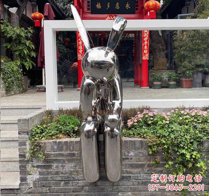 内江不锈钢兔子雕塑精美的艺术作品