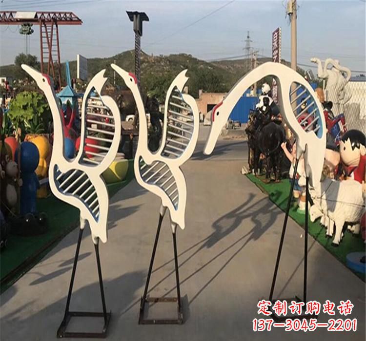内江不锈钢仙鹤雕塑 (2)
