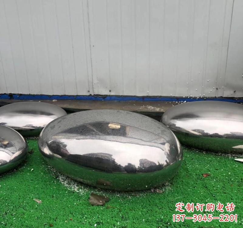 内江不锈钢现代艺术鹅卵石雕塑