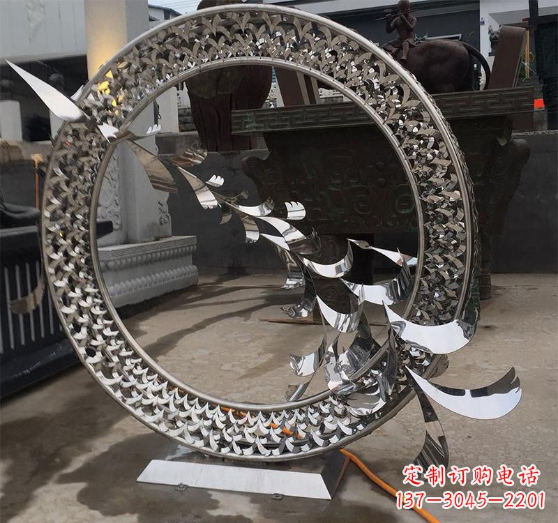 内江不锈钢现代圆环雕塑——铸就艺术精粹