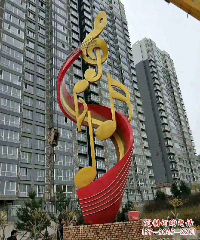 内江不锈钢小区音符雕塑传递音乐的魅力