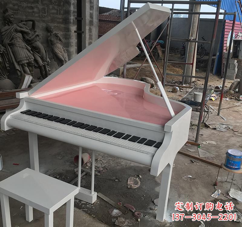 内江不锈钢校园钢琴雕塑发出音乐的艺术
