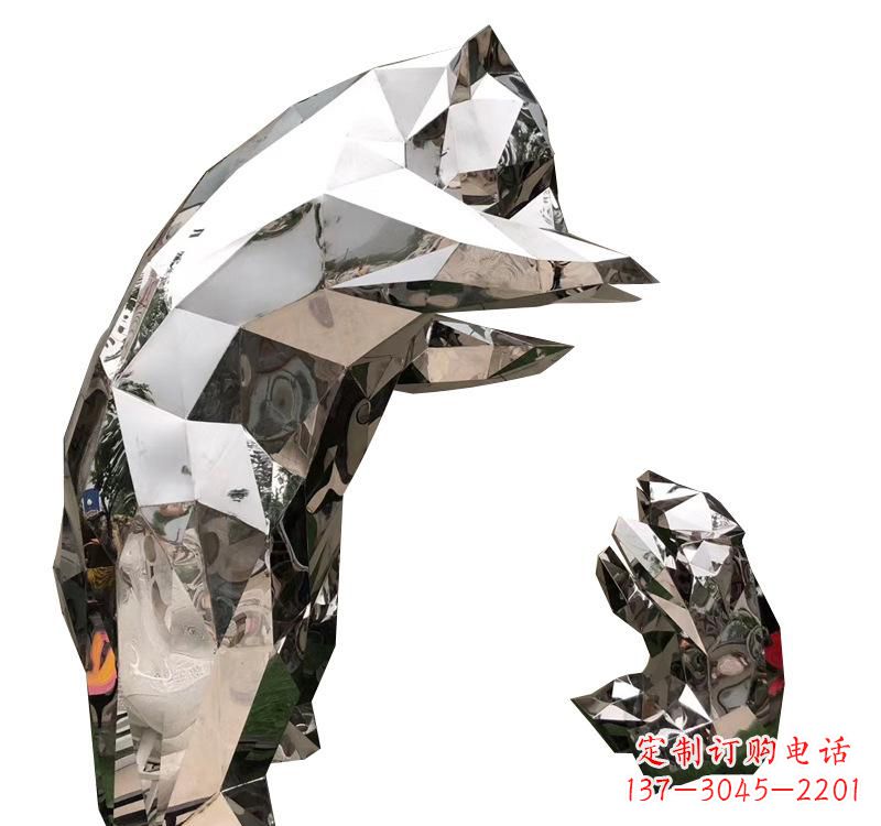 内江不锈钢园林熊猫雕塑——传承中国文化