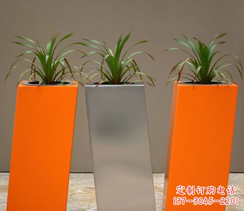 内江不锈钢花盆雕塑一种全新的视觉体验