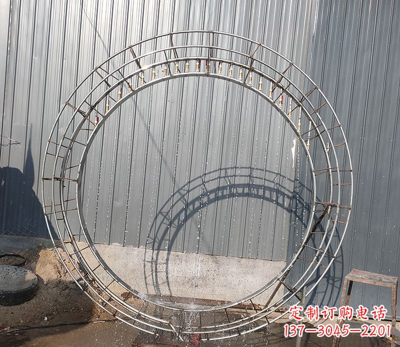 内江圆环的美——不锈钢景观雕塑
