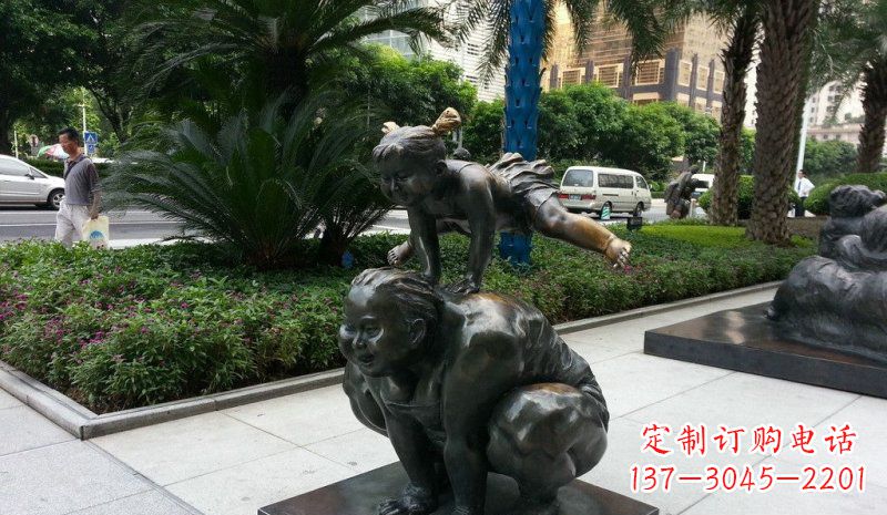 内江精美山羊雕塑,点缀步行街