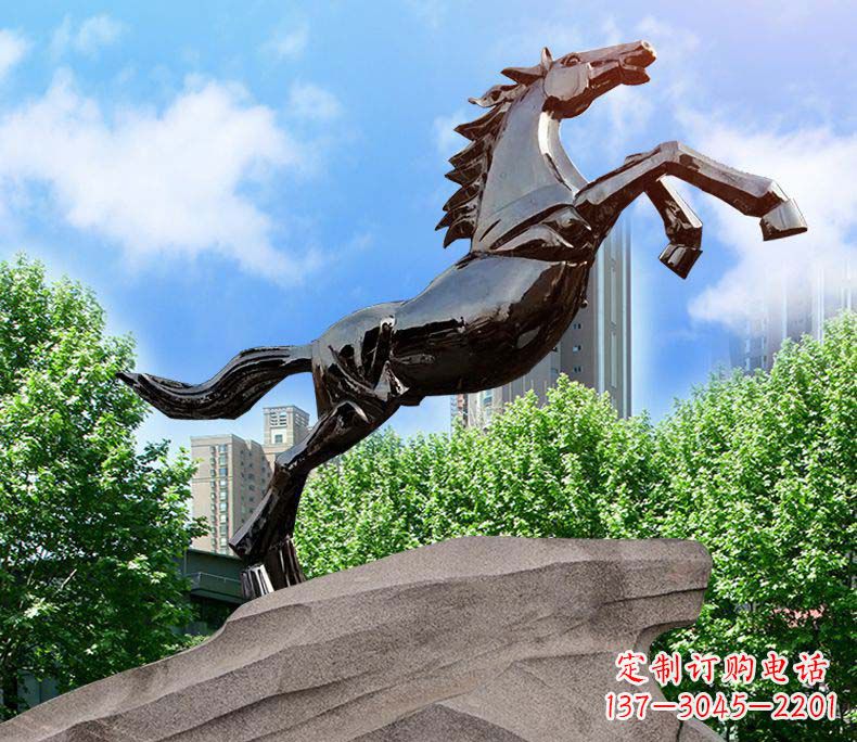 内江镜面不锈钢奔马雕塑给城市增添灵气