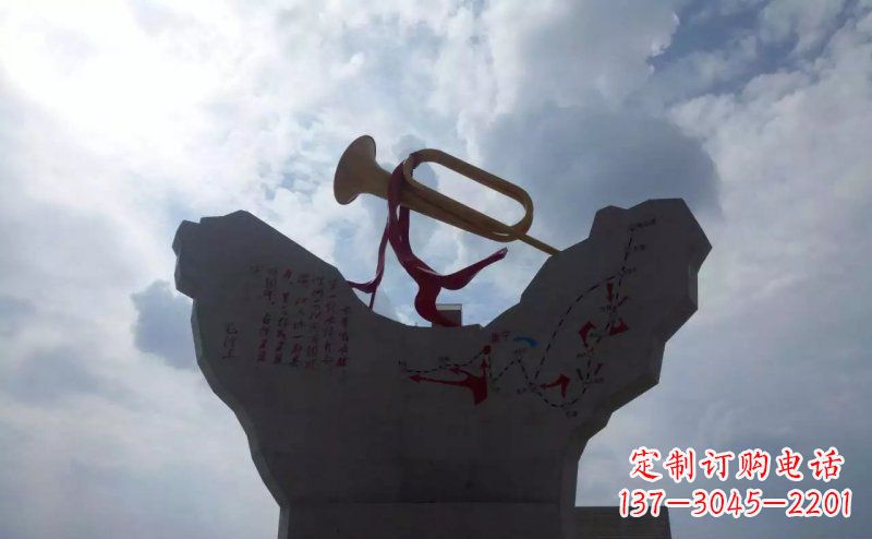 内江革命烈士冲锋号雕塑让革命历史长存