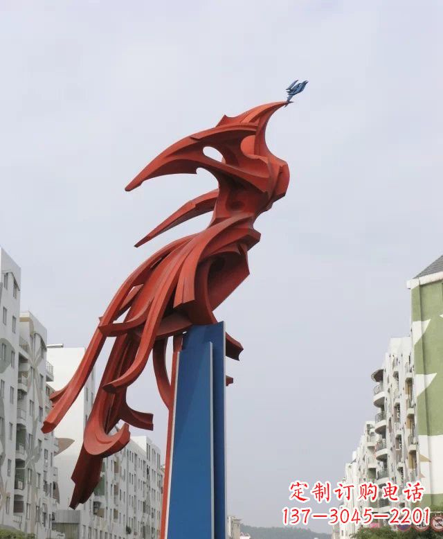 内江凤凰雕塑传承古老文化的艺术精品