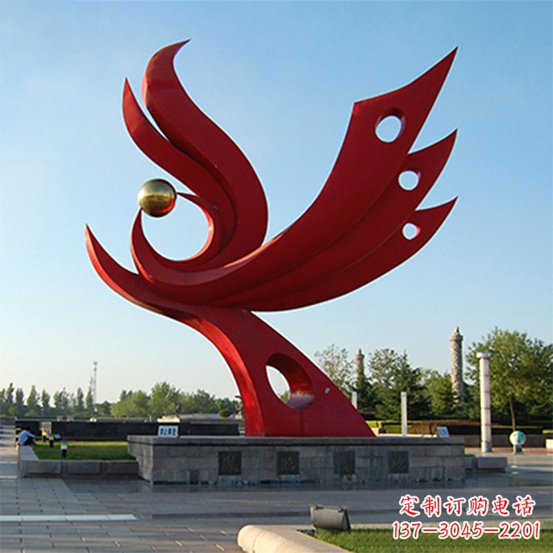 内江精美凤凰雕塑点缀公园园林景观