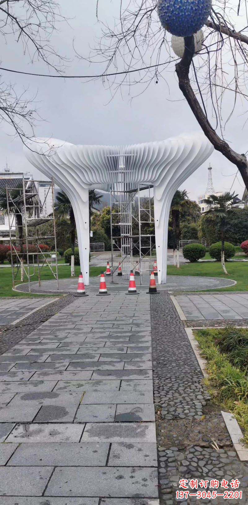 内江抽象拱门不锈钢雕塑