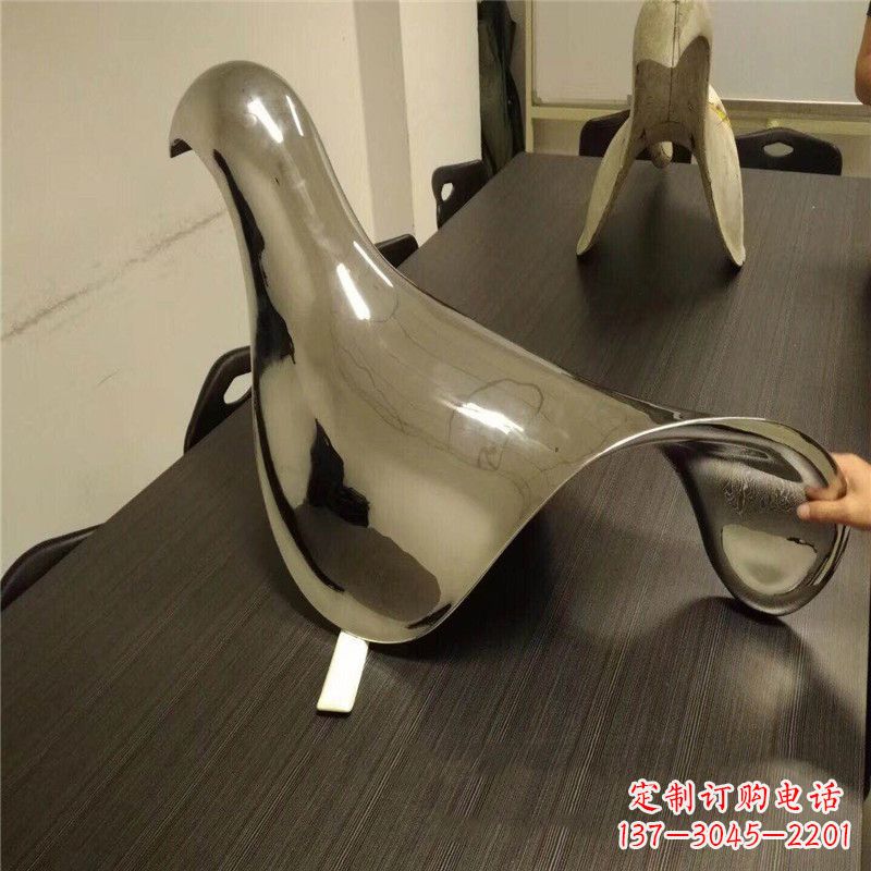 内江鸽子雕塑——精致的抽象艺术