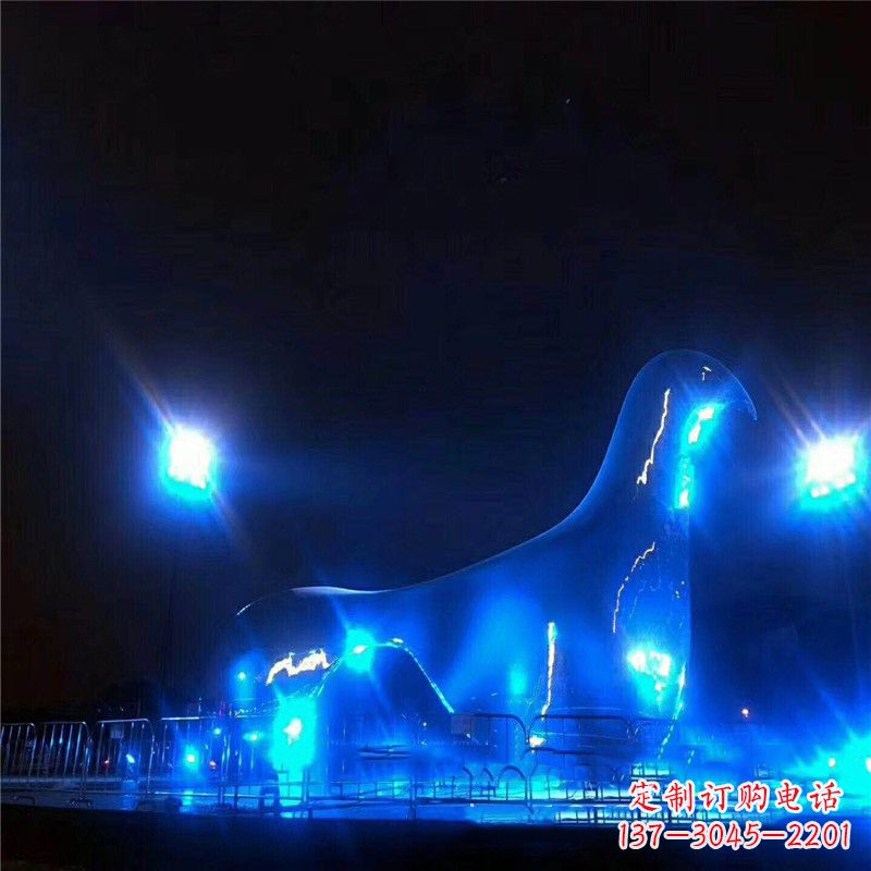 内江鸽子雕塑彰显夜景灯光之美