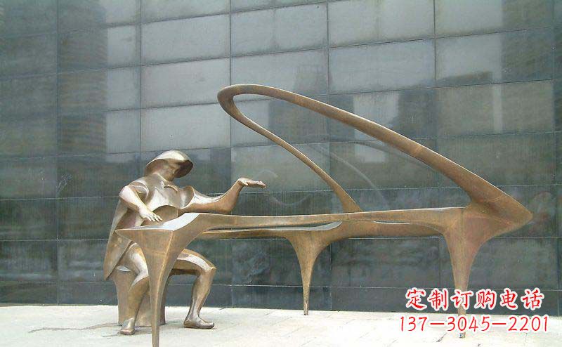 内江抽象人物弹钢琴街边景观铜雕