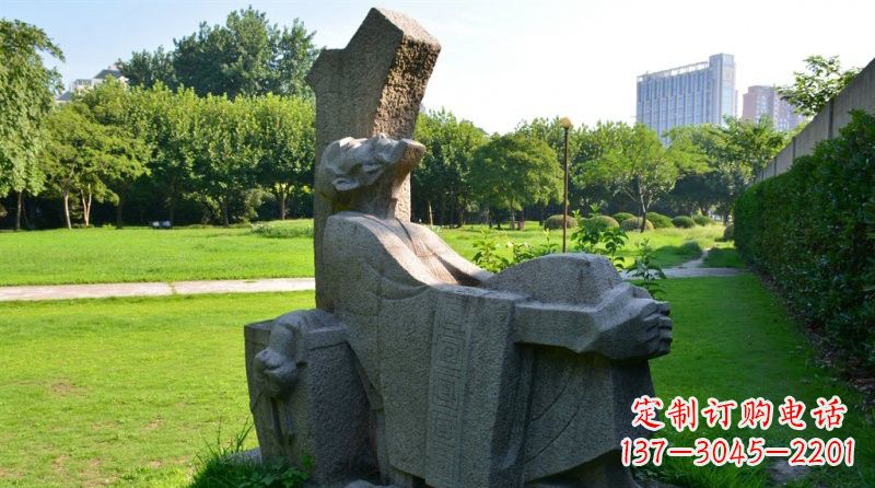 内江兔雕塑——表达抽象守株待兔的智慧