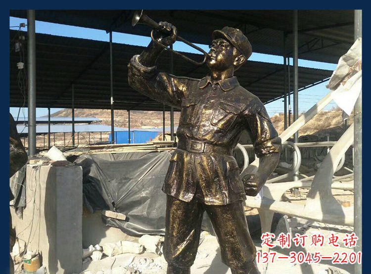 内江吹冲锋号的八路军铜雕