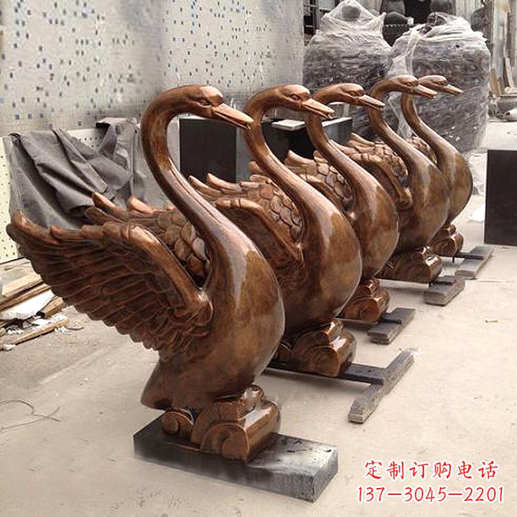 内江纯铜喷水天鹅雕塑
