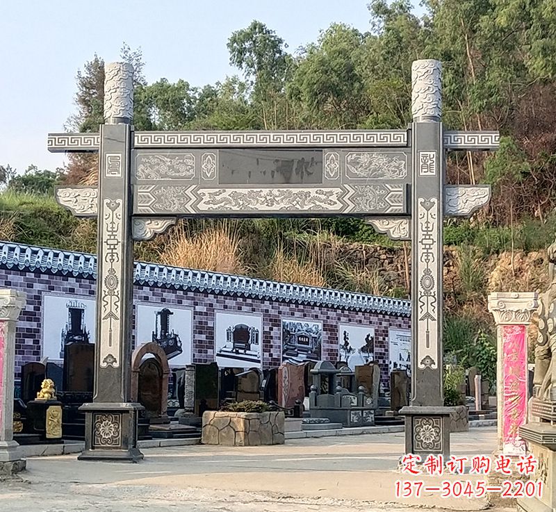内江古村牌坊雕塑精湛技艺的经典之作