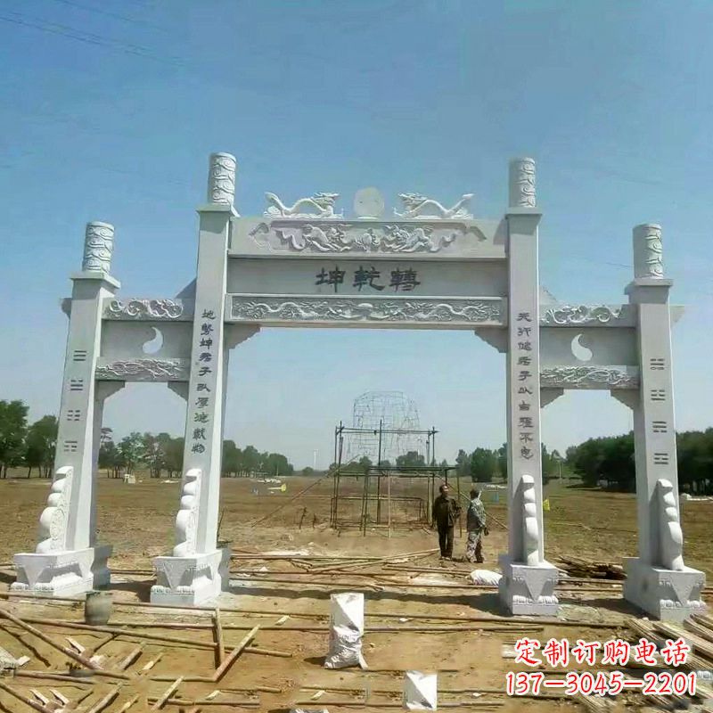 内江村庄无楼石雕牌坊