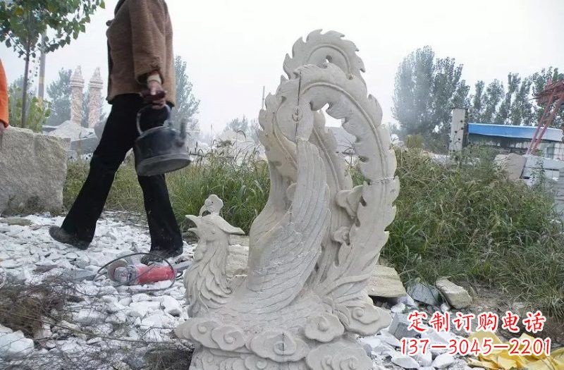 内江凤凰雕塑传承瑰丽的古老文化
