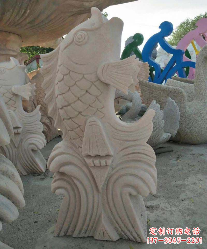 内江大理石艺术装饰绚丽多彩的鲤鱼雕塑