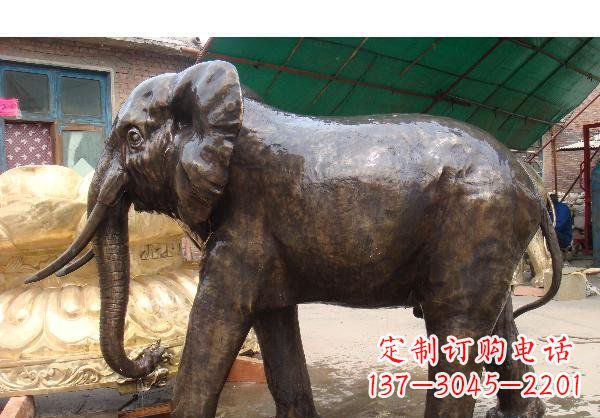 内江精美大象铜雕塑