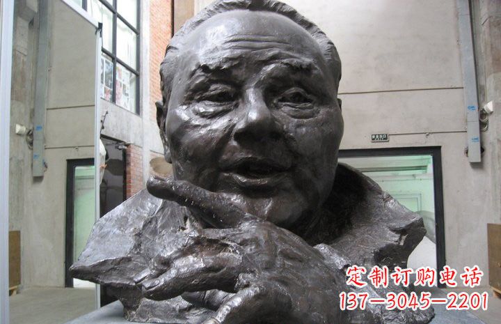 内江邓小平铜雕塑——传承中国传统文化