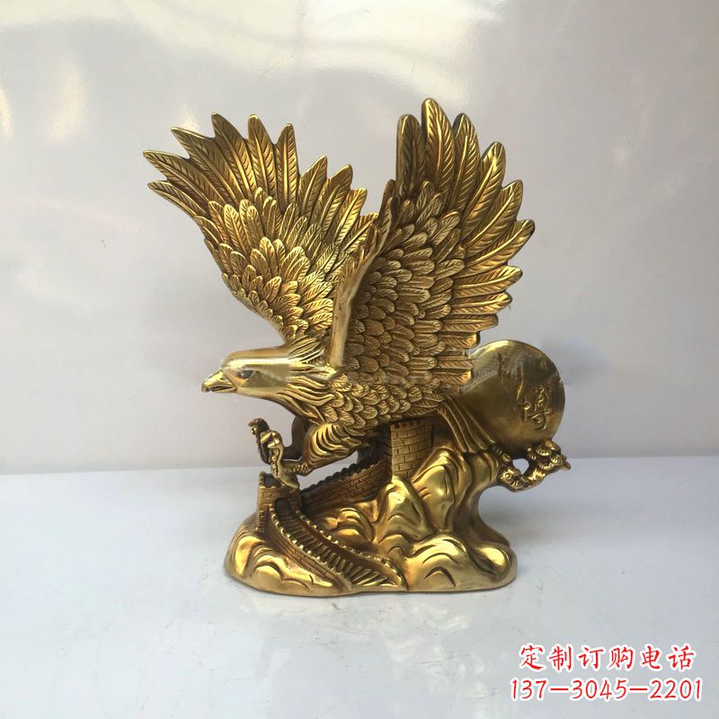 内江镀金铜雕老鹰雕塑摆件