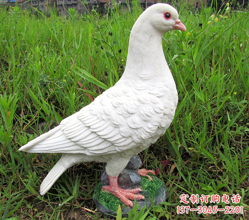 内江锻铜鸽子浮雕,精致细腻的雕塑体现