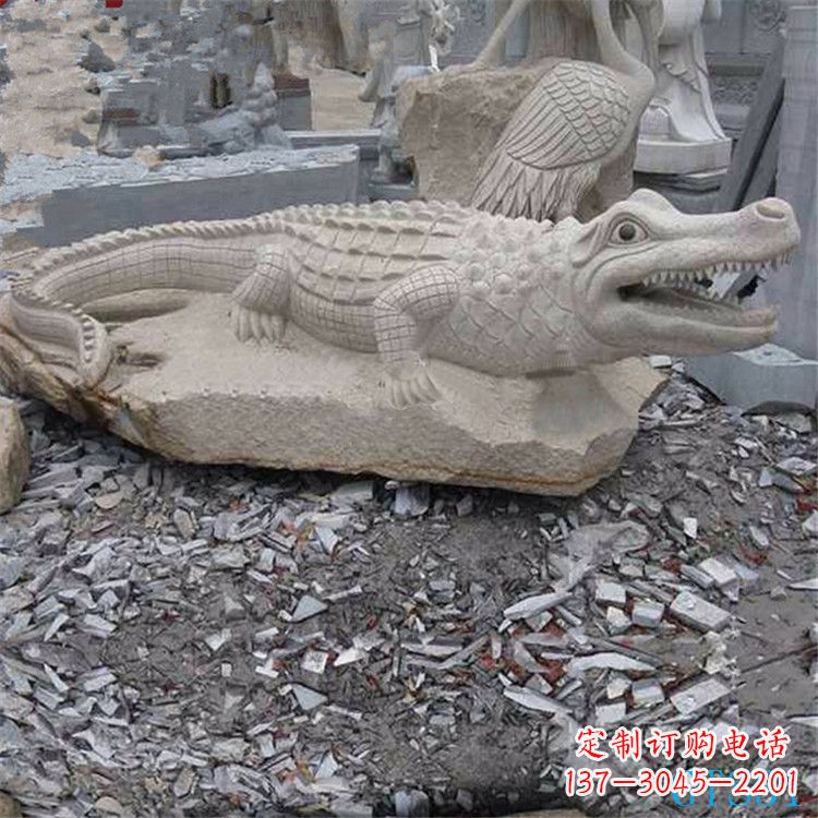 内江鳄鱼黄沙岩动物石雕