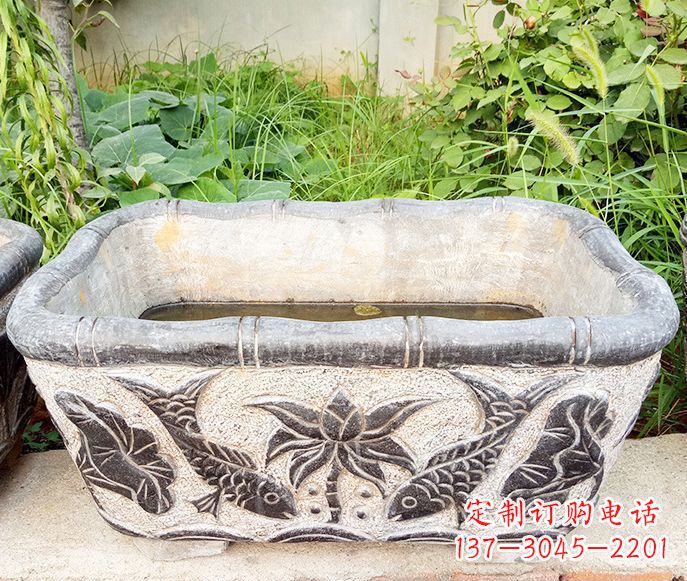 内江精美方形荷花鲤鱼石雕塑