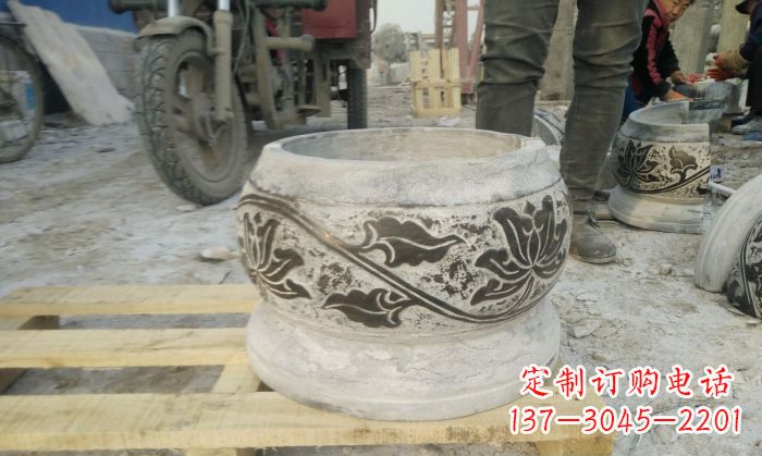 内江仿古圆形水缸石雕塑