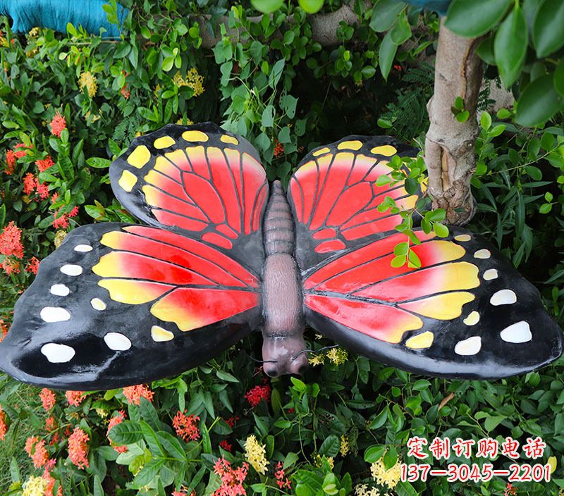 内江仿真蝴蝶摆草地动物雕塑摆件