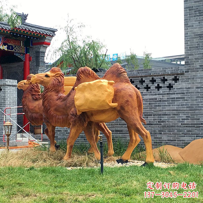 内江集萃精美的骆驼雕塑