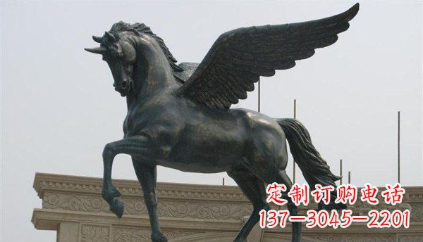 内江马广场铜雕赋予空间无限魅力
