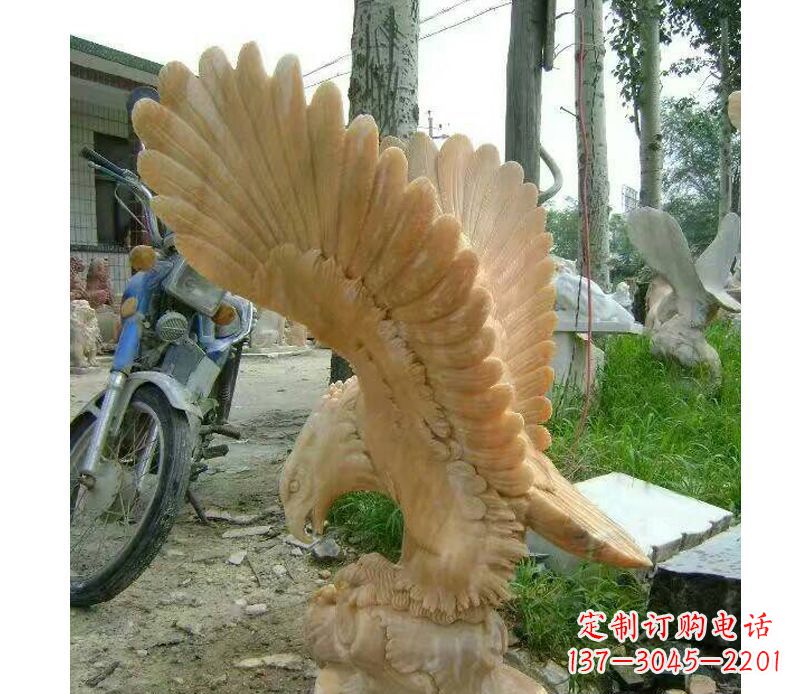 内江飞翔老鹰石雕
