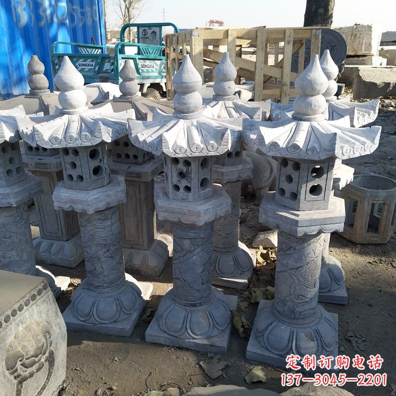 内江高墩青石中式灯笼雕塑